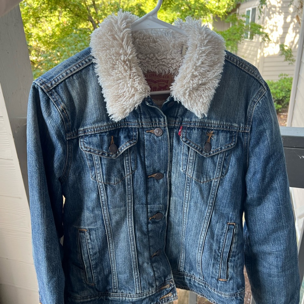 Levi’s Sherpa Lined Women’s Denim Jacket